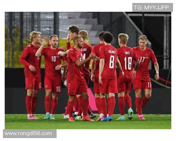 丹麦与德国足球队大名单揭晓球员阵容分析与比赛前瞻